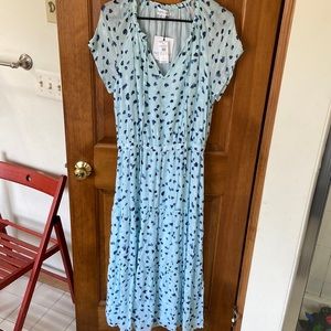 Bella Dahl Flutter Raglan Tier Dress Sea Spray Dots, size L